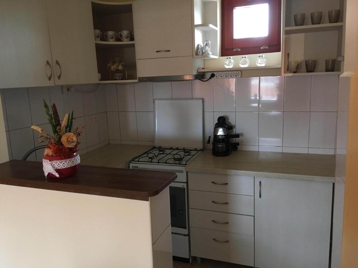 Bicsak Apartman Apartment Joseni Luaran gambar